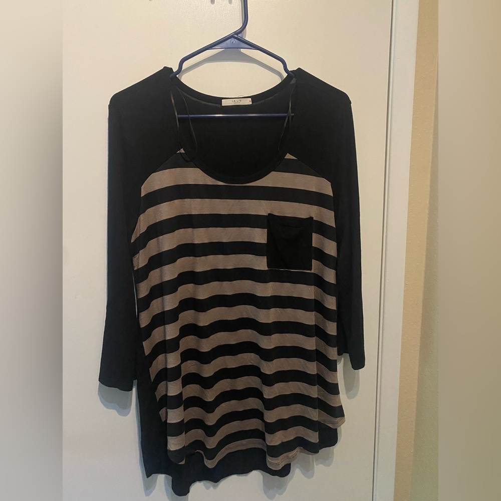 LE LIS Long Sleeve Soft Striped Shirt